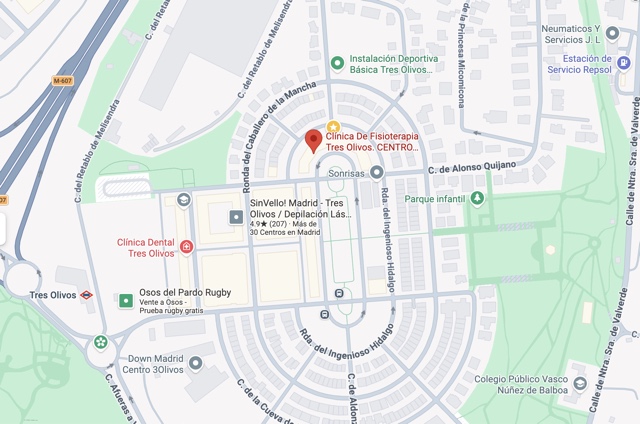 Mapa clásico de Google Maps con la ubicación de Fisioterapia 3 Olivos en la Plaza de los Tres Olivos